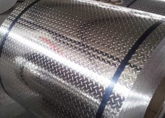 3003 300mm Embossed Aluminum Plate For Light Rail And Vehicles