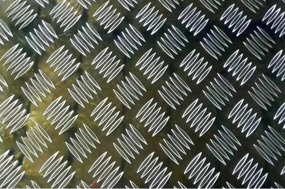 3005 0.5mm Embossed Aluminum Sheet Corrosion Resistant For Stairs